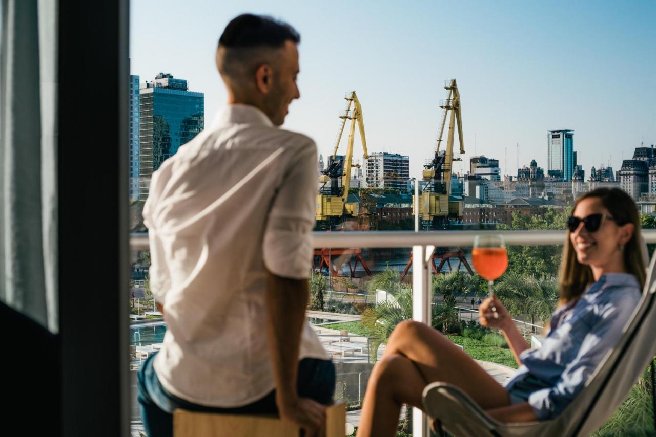 فندق Sls Buenos Aires Puerto Madero المظهر الخارجي الصورة View from the balcony of a suite